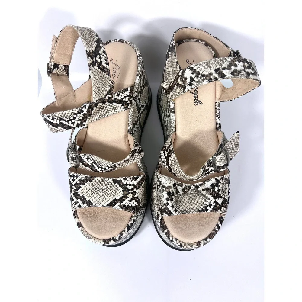 Free People Chelsea Embossed Snake Print Strappy Platform Sandal Chunky 39
